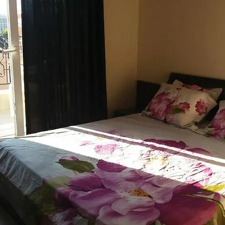 Апартамент Persani 3 *