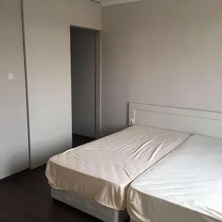 Persani 3 Apartment *